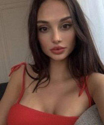 Я готова сполна порадовать тебя своими услугами. Встречи со мной - это твое путешествие в мир наслаждения и сексуальности. У меня есть отличные отзывы от моих довольных клиентов, они восхищены моими оральными навыками и талантом удовлетворять. Я с удовольствием приму фирменный массаж и создам атмосферу, где каждая встреча будет наивысшим уровнем удовольствия. Жду тебя в Москве, любимый 🌸🌟 Анастасия